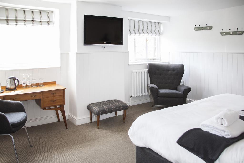 Hotel The Swan à Wedmore Extérieur photo