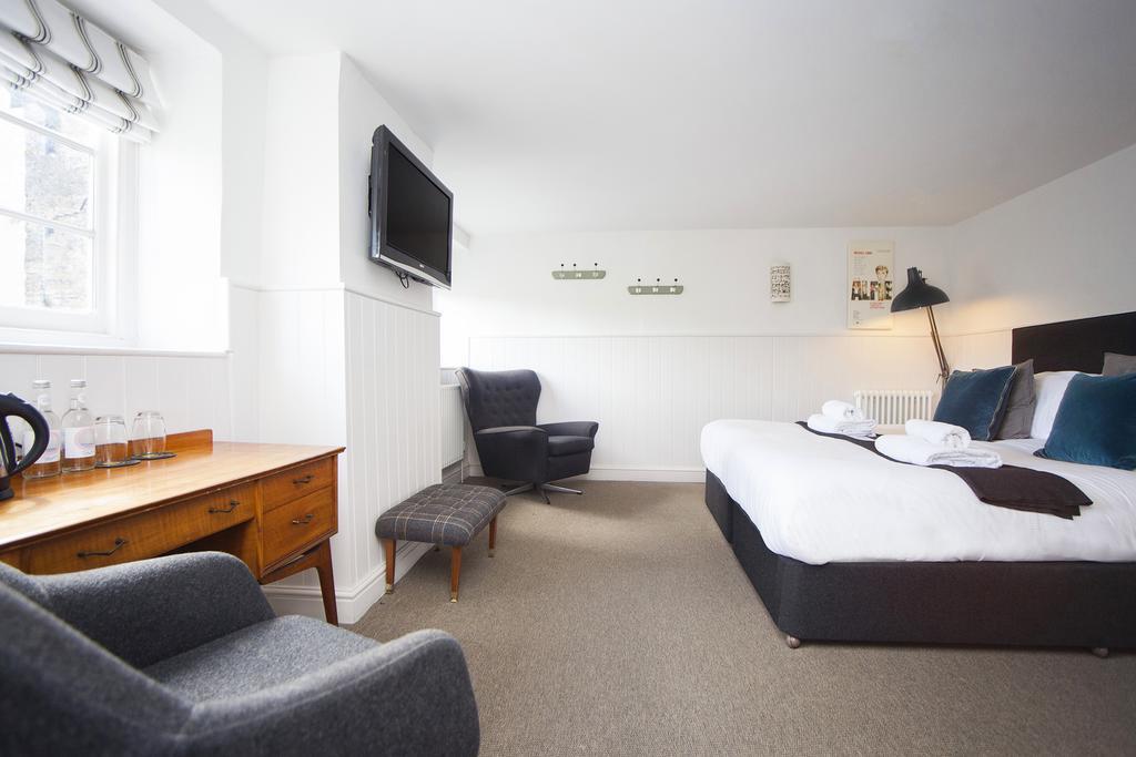 Hotel The Swan à Wedmore Extérieur photo