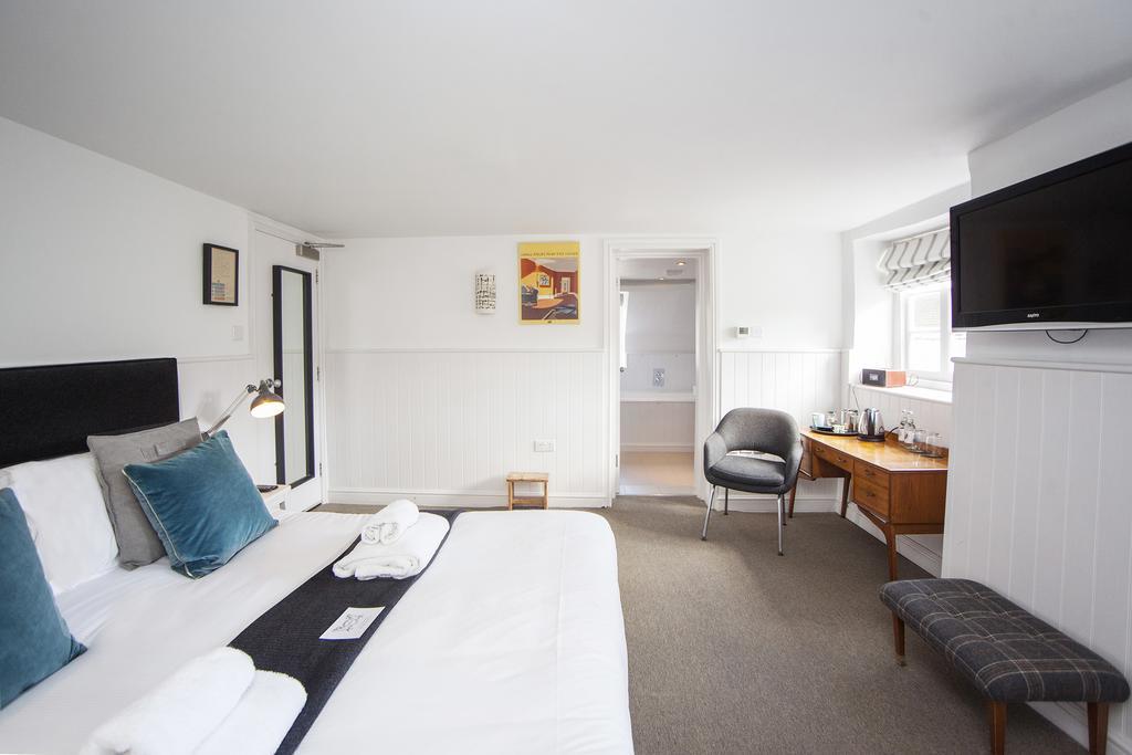 Hotel The Swan à Wedmore Extérieur photo