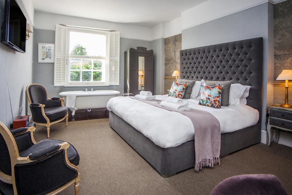 Hotel The Swan à Wedmore Extérieur photo