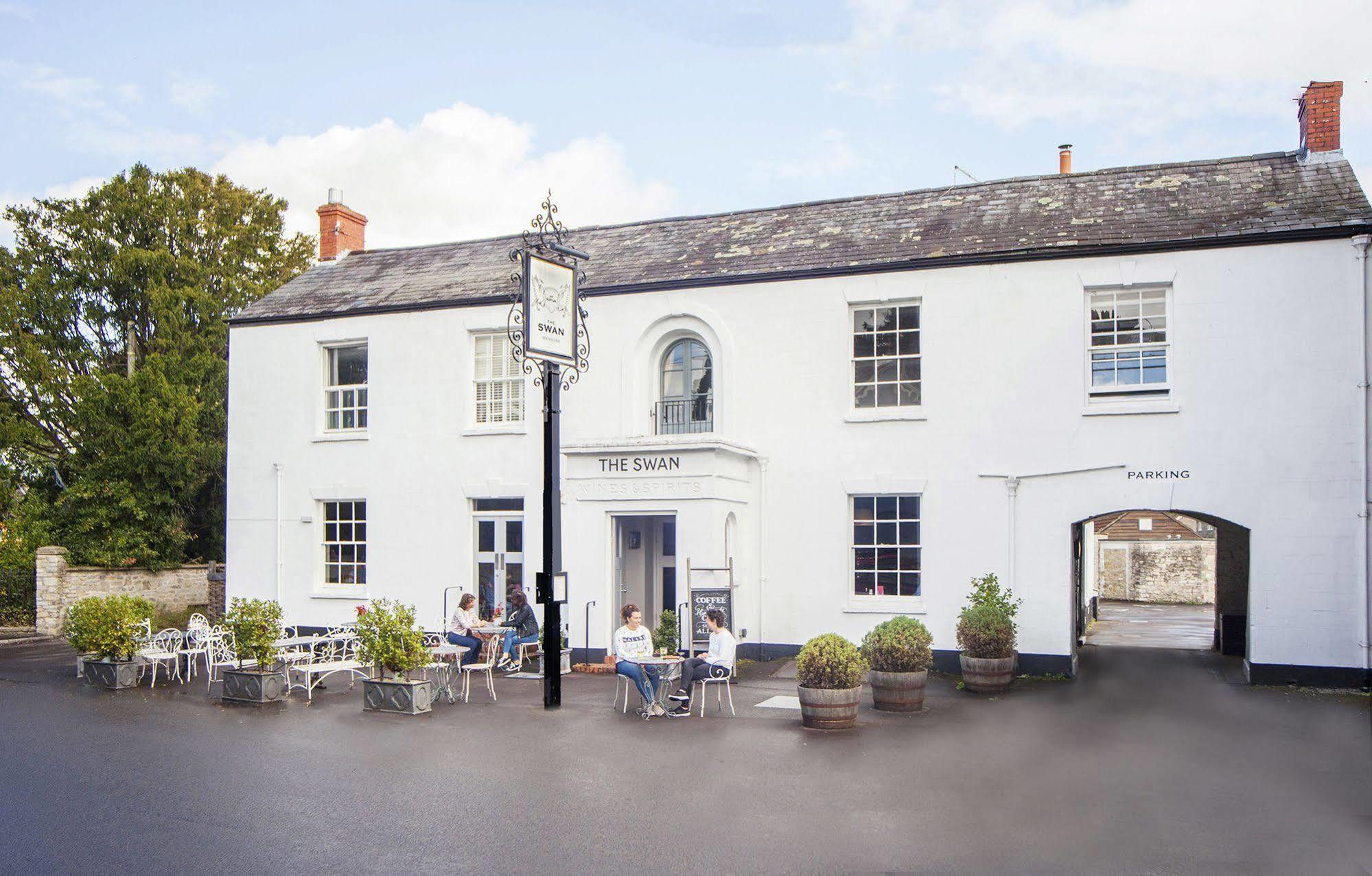 Hotel The Swan à Wedmore Extérieur photo